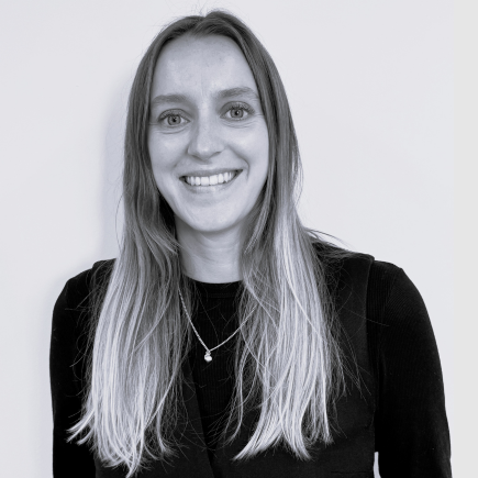 A portrait of Georgina Mills